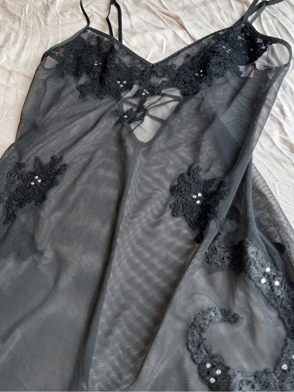 VTG Victoria’s Secret Black Lace Appliqué Fishnet Sheer Chemise Nightwear- M